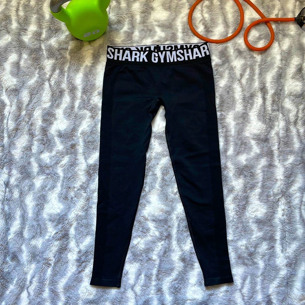 Brand new black GYMSHARK pants, size small